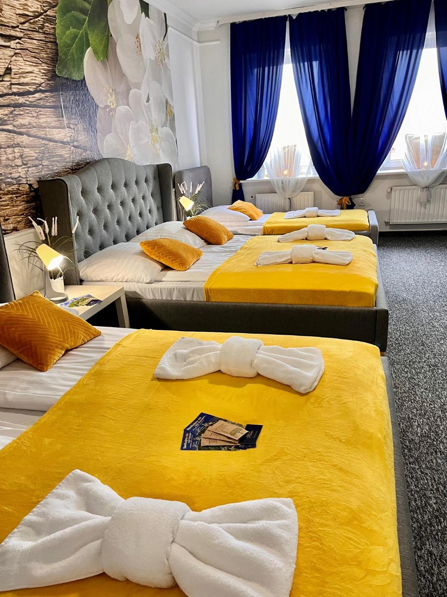 Great Polonia Swidnica City Center Kültér fotó