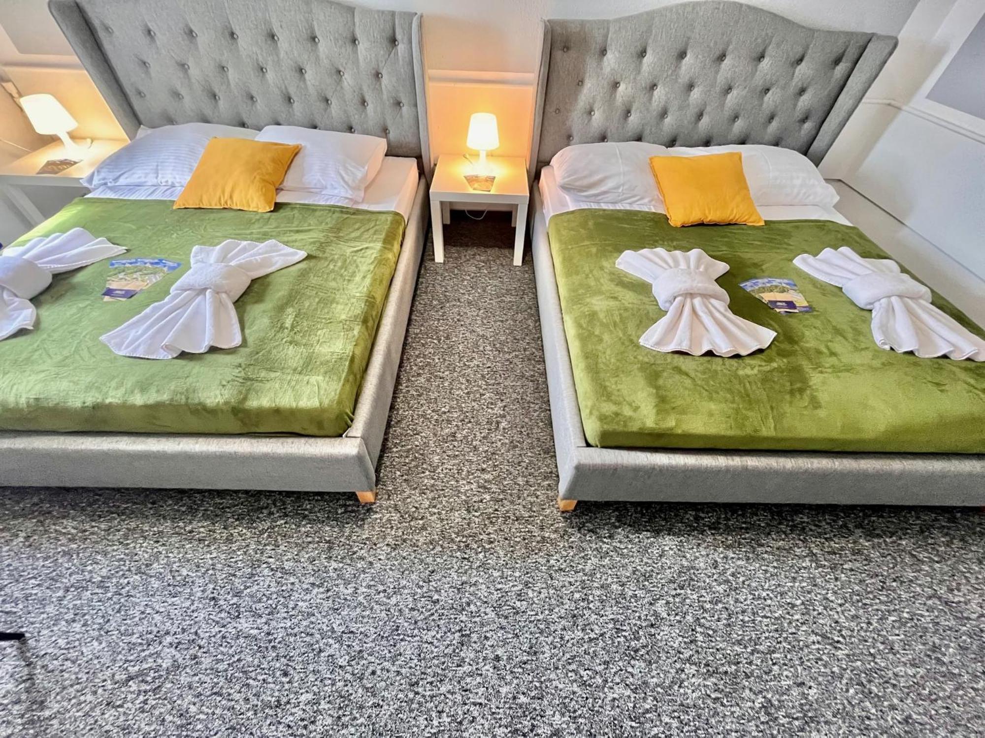 Great Polonia Swidnica City Center Kültér fotó